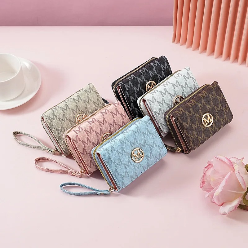 Women Accessories Bag - กระเป๋าสตางค์ซิปสามชั้นลายตัวอักษร, ที่ใส่บัตรหลากสีสันทันสมัยพร้อมสายคล้องข้อมือ, กระเป๋าสำหรับผู้หญิงใช้งานได้ทุกวันอย่างมีสไตล์*