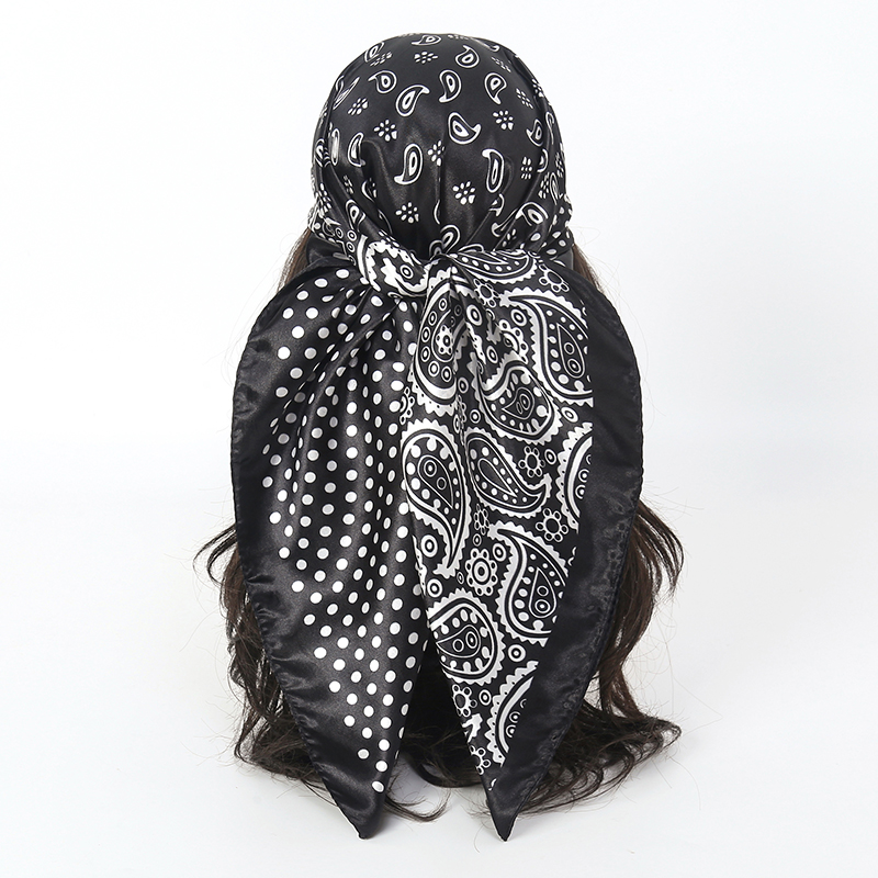 Women Accessories Brands - ผ้าพันคอไหมพิมพ์ลาย 90*90 ซม. ผ้าซาตินสี่เหลี่ยมผืนใหญ่ ผ้าคลุมไหล่สำหรับผู้หญิง แบรนด์หรู