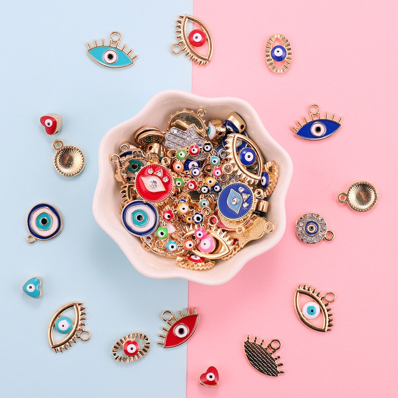 ชาร์มตาปีศาจประดับเพชรและคริสต - Evil Eye Bracelet บทวิจารณ์และราคา