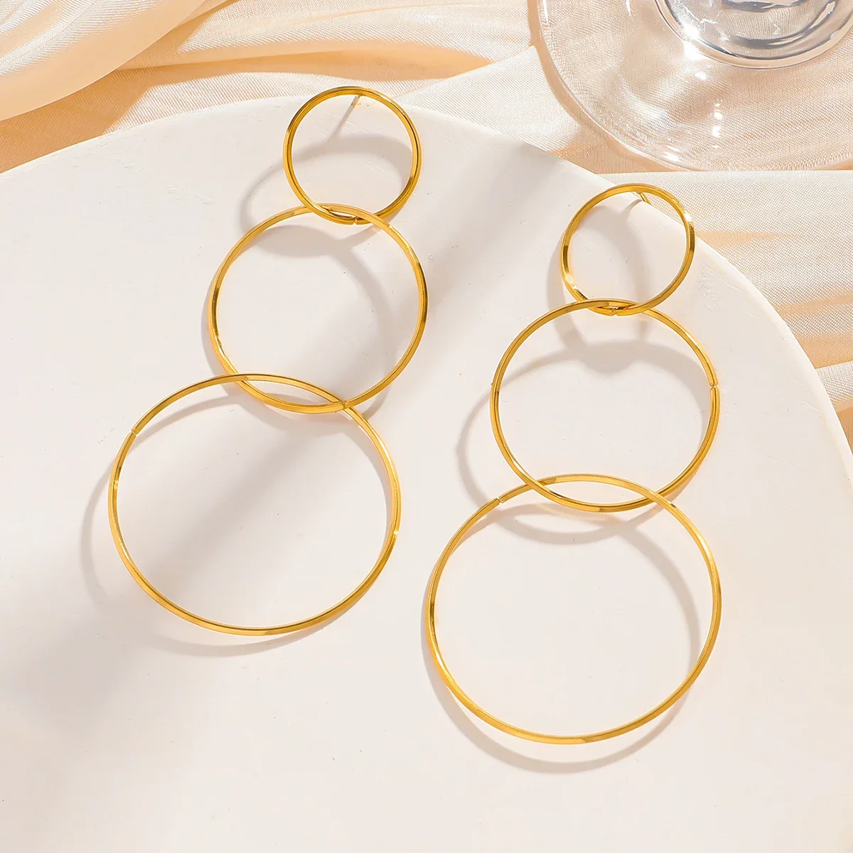 หรูหราเรียบง่าย 3 วงกลมสแตนเลส - Women'S Accessories Mango บทวิจารณ์และราคา