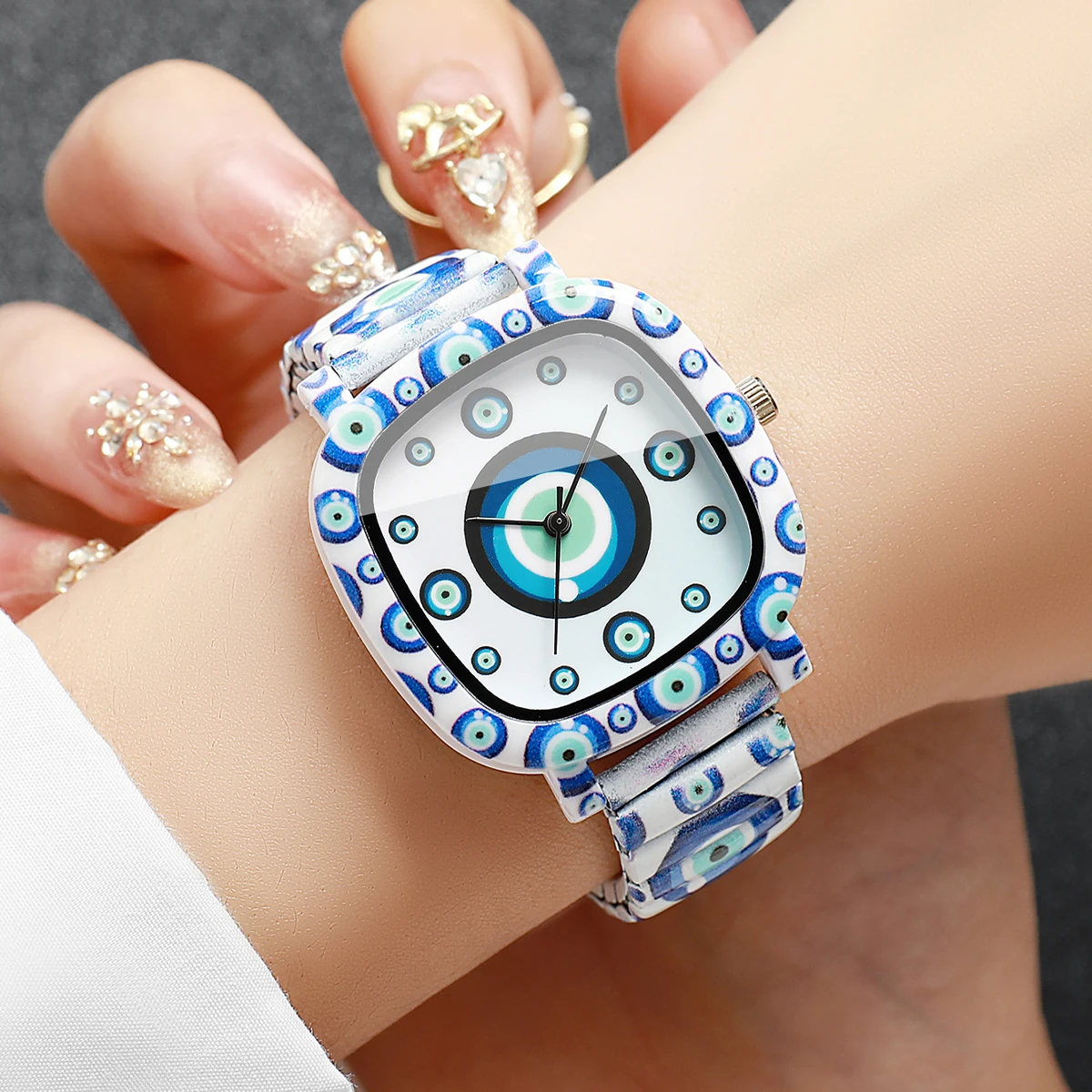 แฟชั่นบลูอีวิลอายนาฬิกาผู้หญิง - Evil Eye Bracelet บทวิจารณ์และราคา