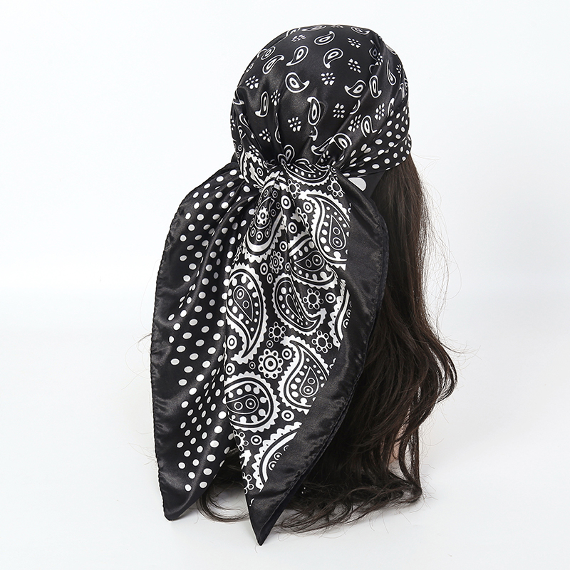 ผ้าพันคอไหมพิมพ์ลาย 90*90 ซม.  - Women Accessories Brands บทวิจารณ์และราคา