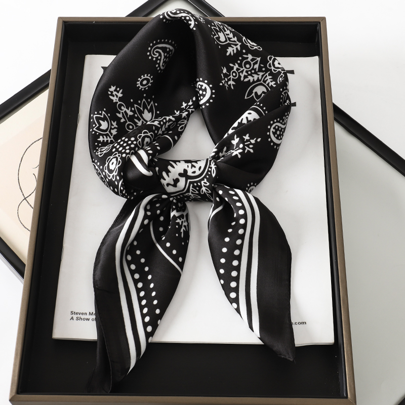 ผ้าพันคอไหมพิมพ์ลายเพสลีย์สี่เ - Women Accessories Brands บทวิจารณ์และราคา
